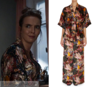 Killing Eve: Season 1 Episode 5 Villanelle's Floral Silk Robe